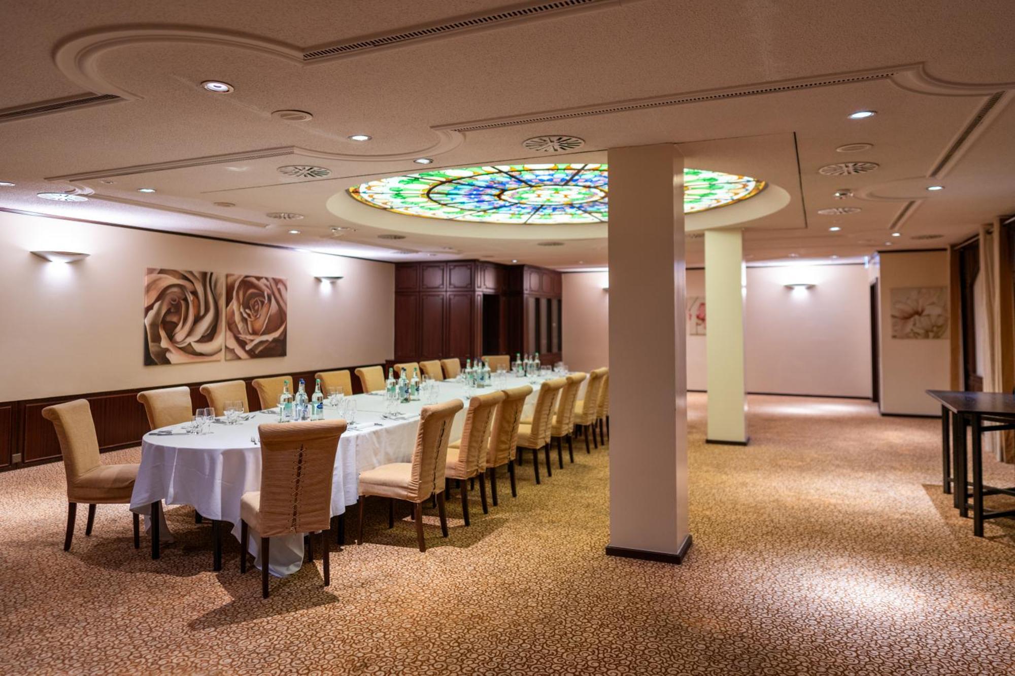 Moevenpick Hotel Geneva Meyrin Kültér fotó