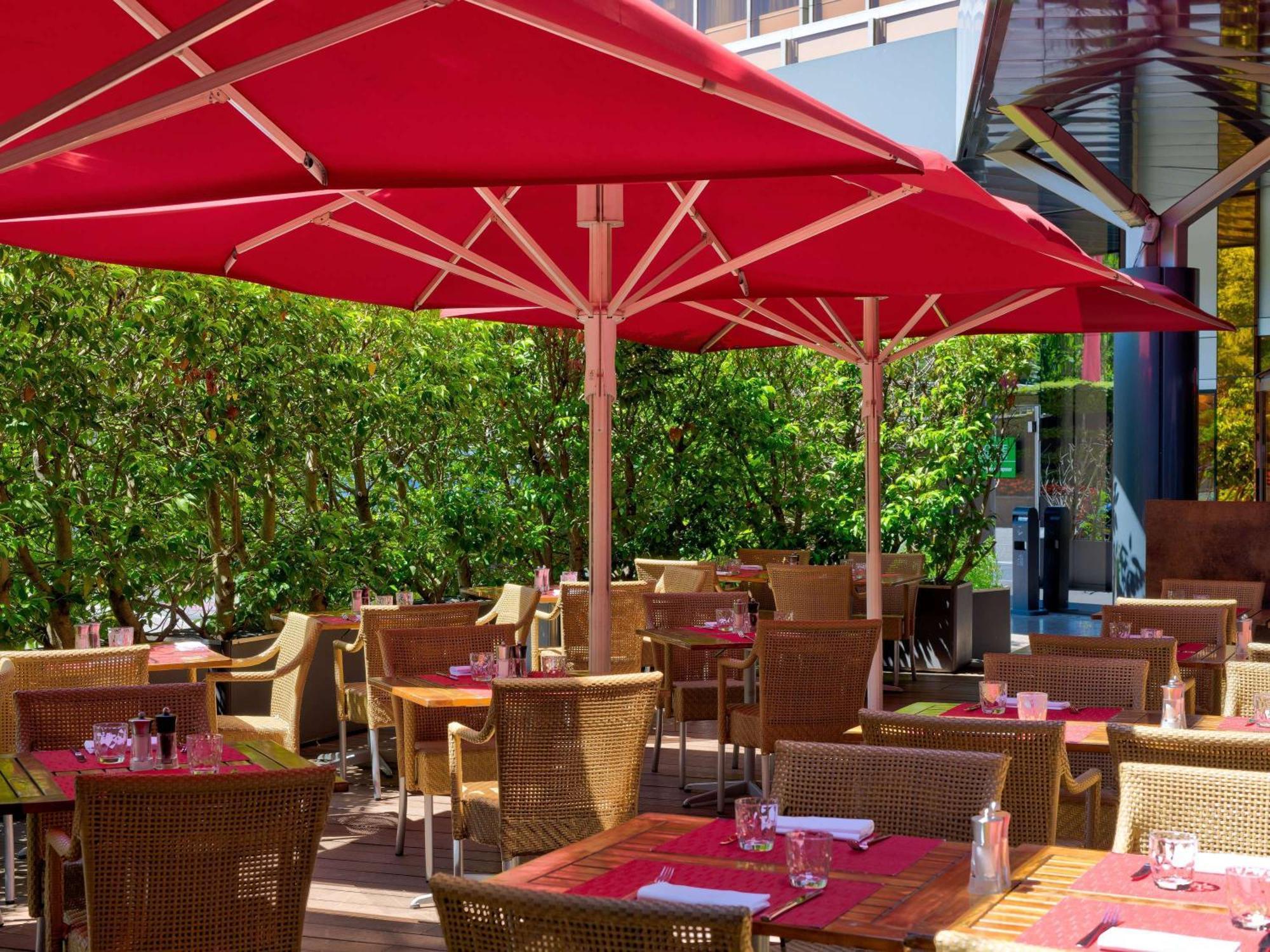 Moevenpick Hotel Geneva Meyrin Kültér fotó