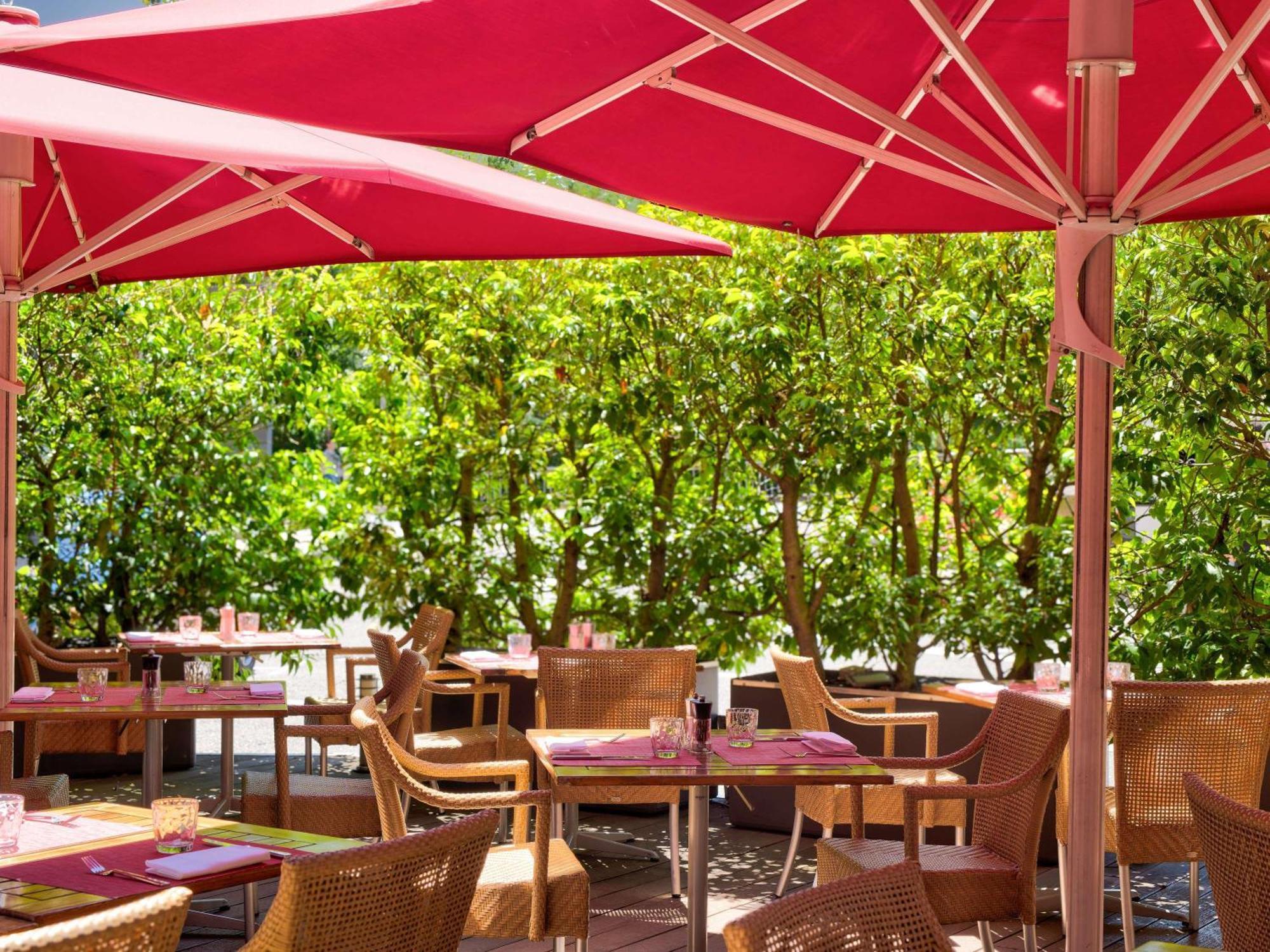 Moevenpick Hotel Geneva Meyrin Kültér fotó