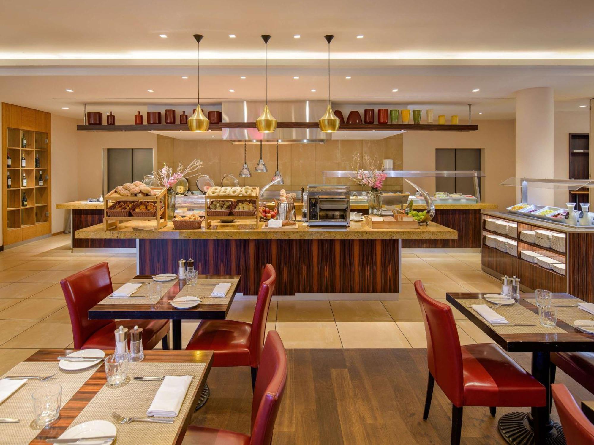 Moevenpick Hotel Geneva Meyrin Kültér fotó