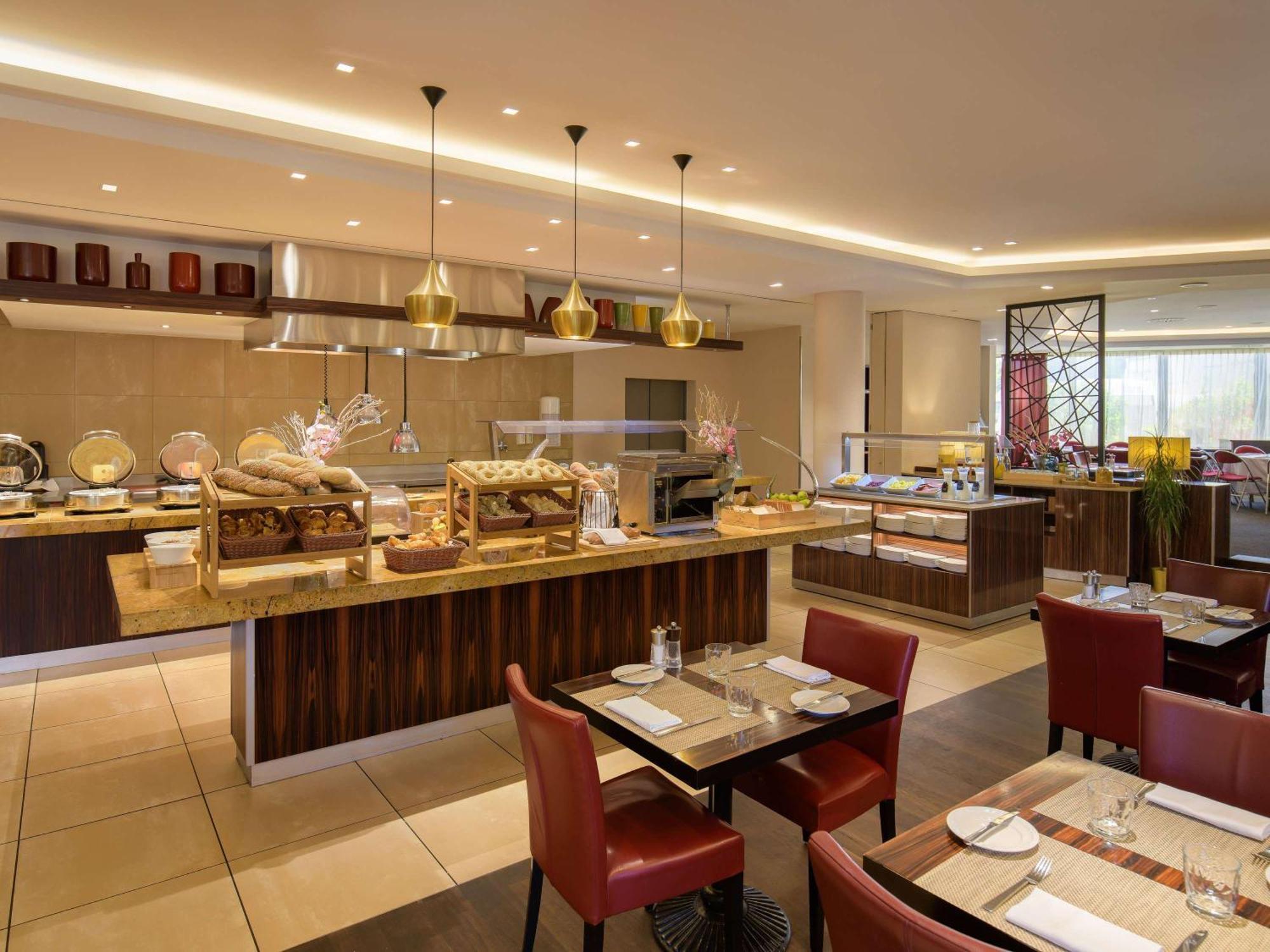Moevenpick Hotel Geneva Meyrin Kültér fotó