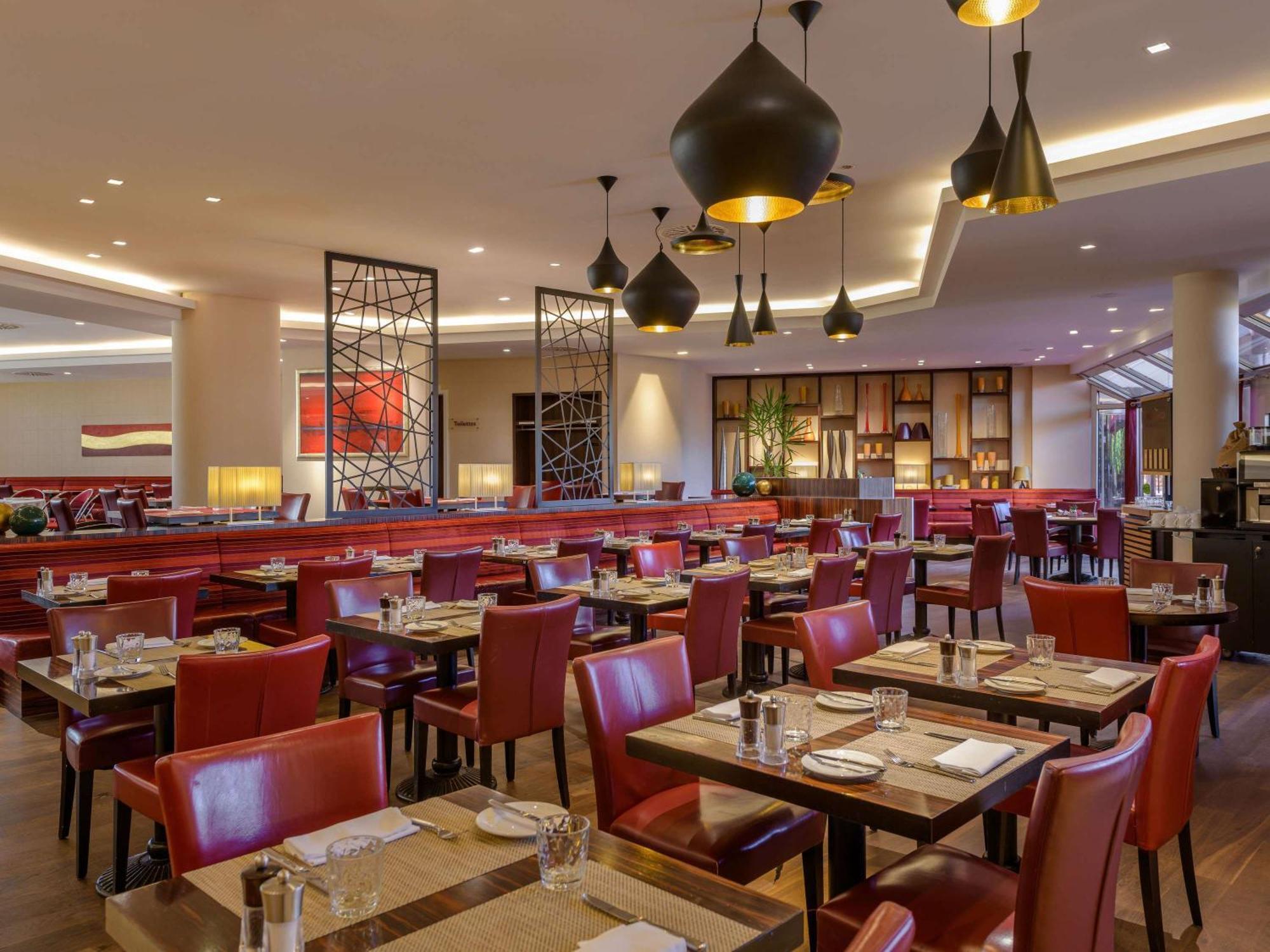 Moevenpick Hotel Geneva Meyrin Kültér fotó