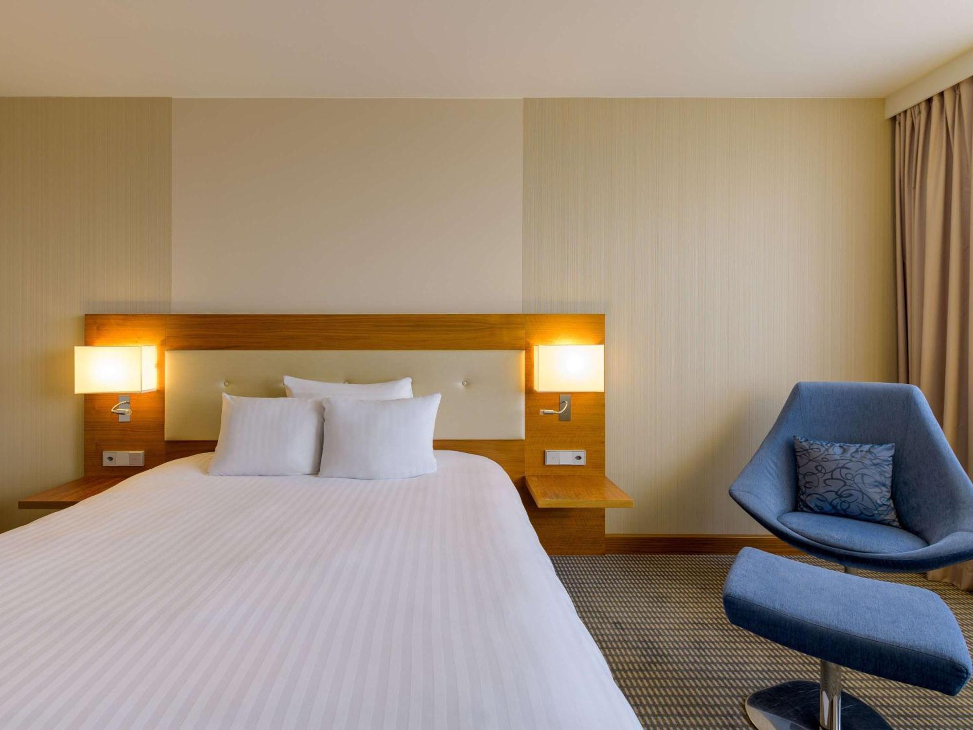 Moevenpick Hotel Geneva Meyrin Kültér fotó