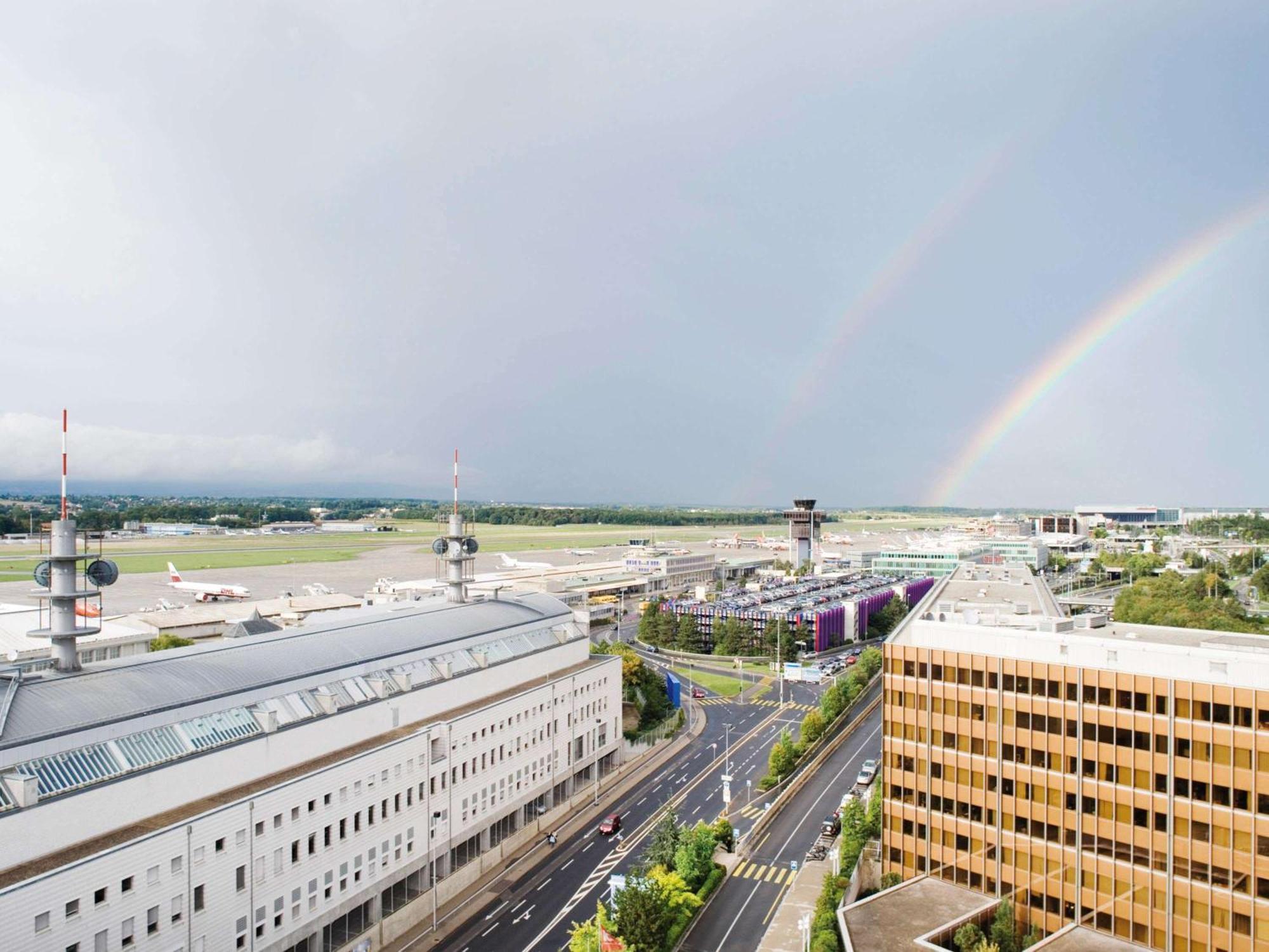 Moevenpick Hotel Geneva Meyrin Kültér fotó