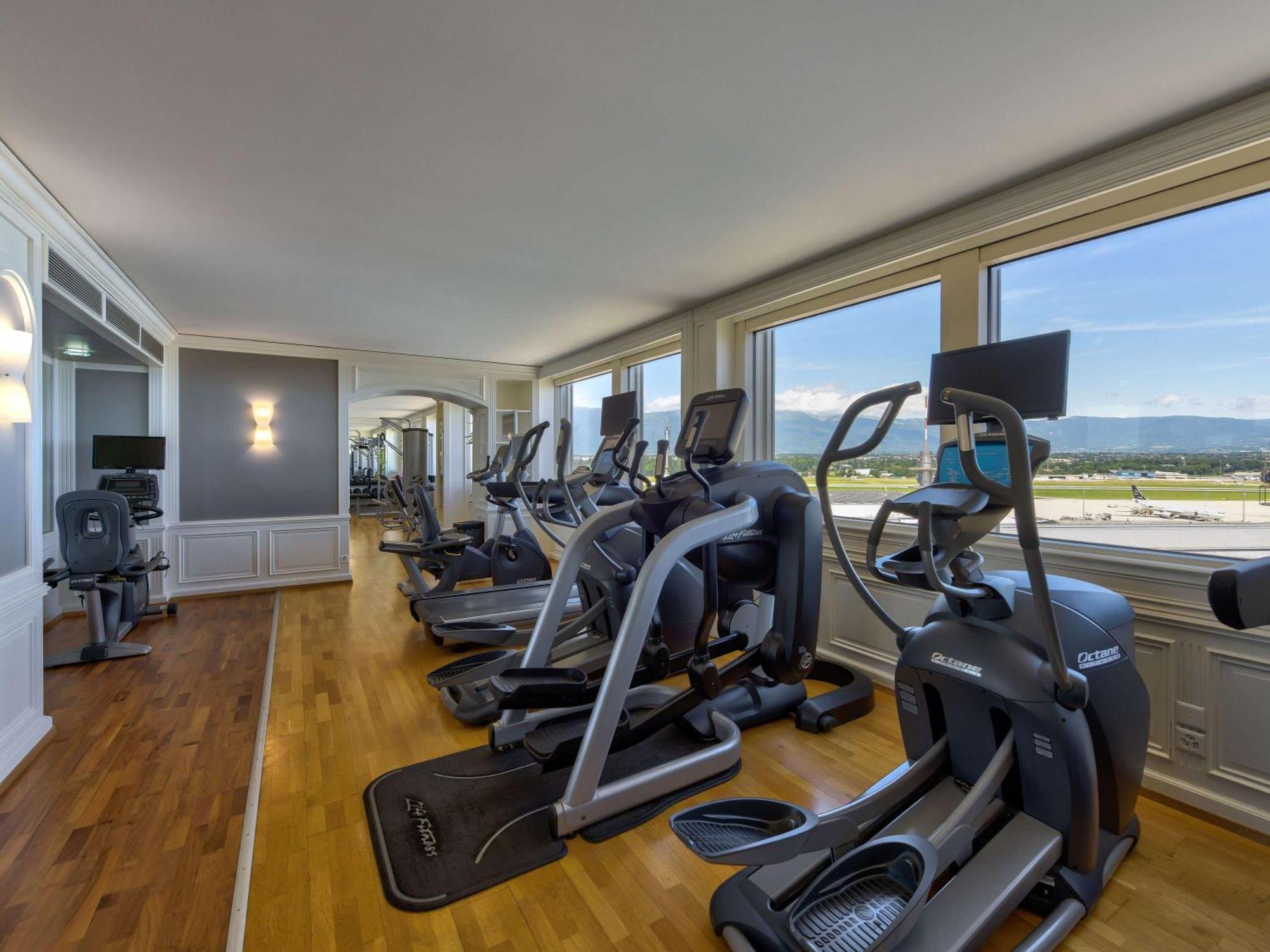 Moevenpick Hotel Geneva Meyrin Kültér fotó